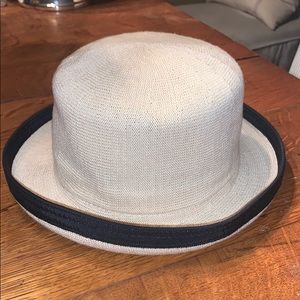 Talbots Sun hat in like new condition